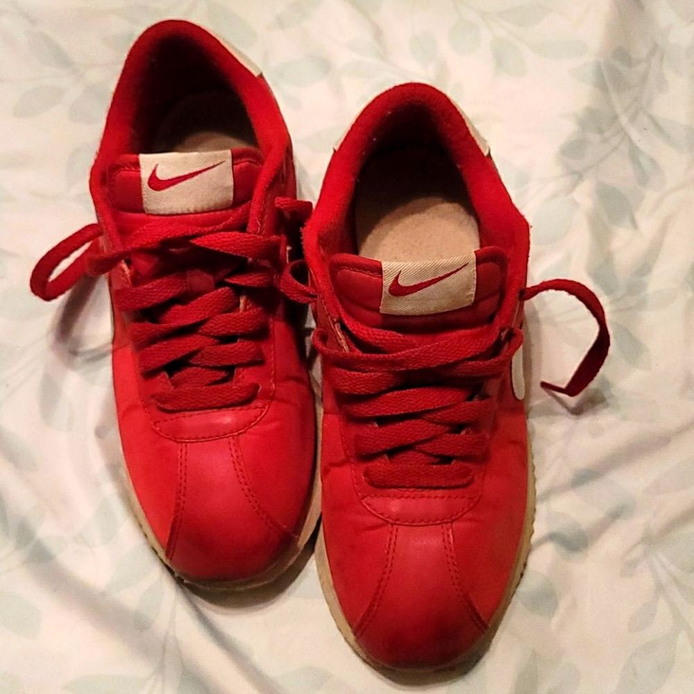 Nike shoes